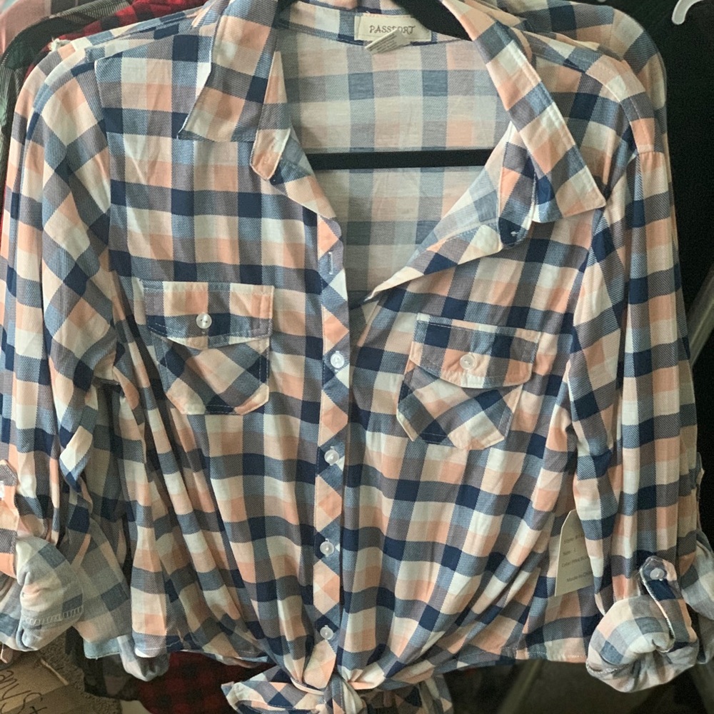 Crop plaid long sleeve shirt
